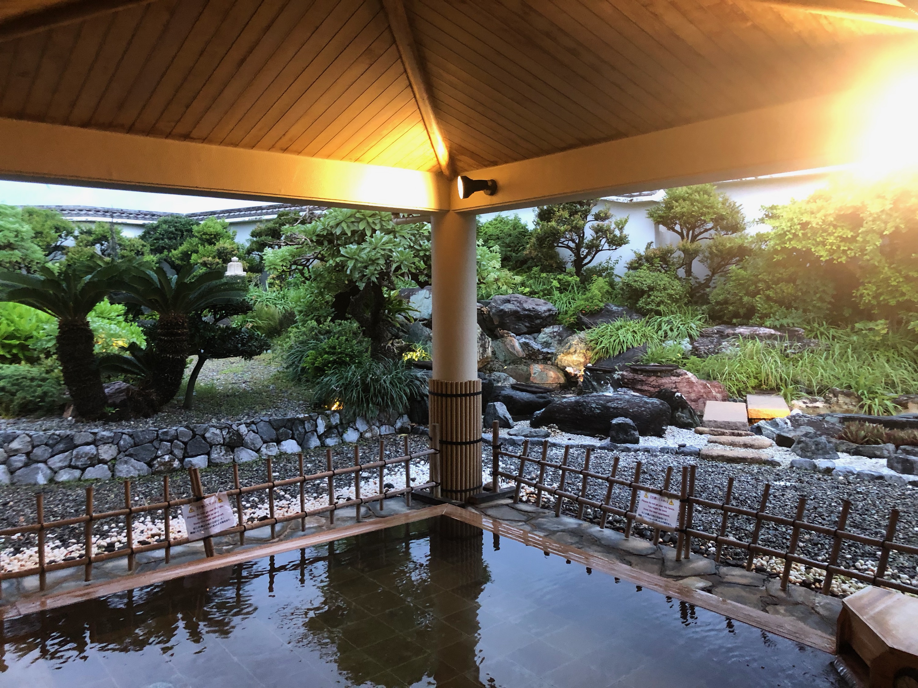 株式会社天然温泉アロマメイン画像3
